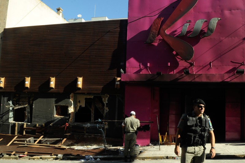10 anos da Boate Kiss: pais de vítimas fazem homenagens em Santa Maria