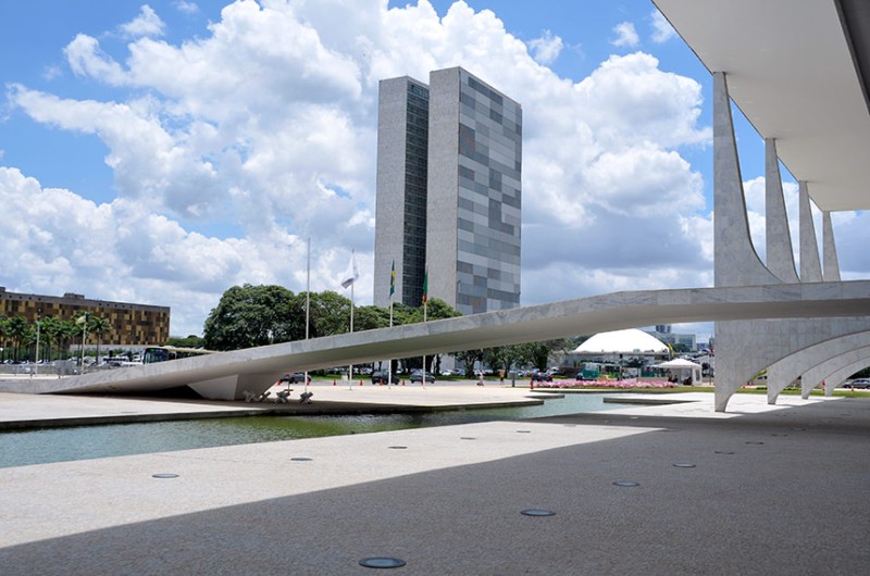 Senado analisará indicações a serem feitas para substituir nomes cancelados por Lula