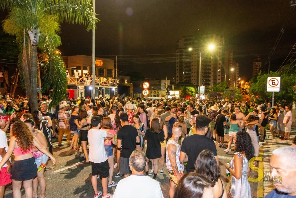 Mais antigo bloco carnavalesco de Sorocaba presta homeagem à atriz e poetisa Ana Maria Duarte 