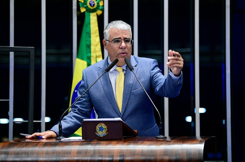 Girão critica aumento da violência no Ceará