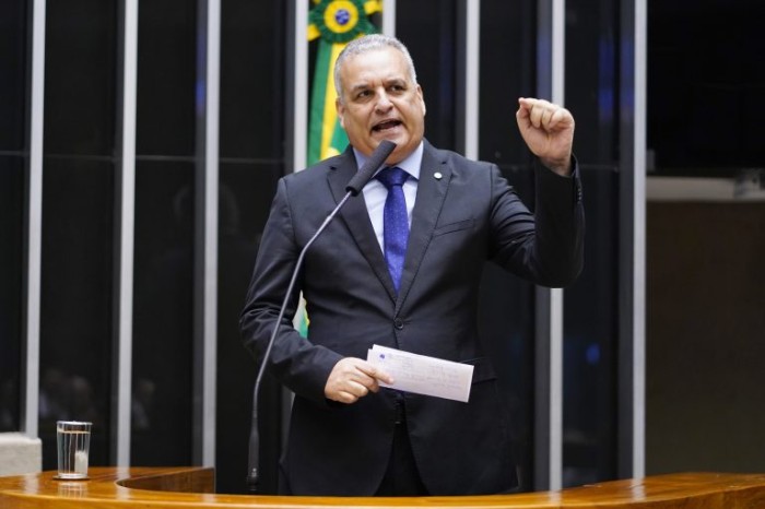 Projeto altera progressão de regime para condenados por homicídio