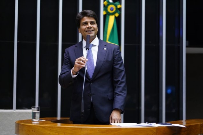 Projeto prevê novo arcabouço fiscal baseado no controle da dívida pública