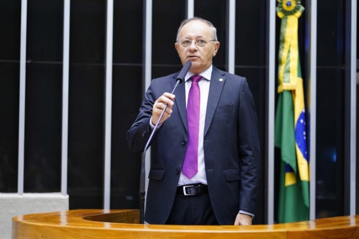 Projeto aumenta pena de crime de ameaça cometido contra mulher