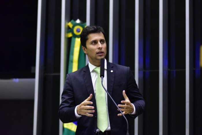 Projeto exige intérprete de Libras em eventos artísticos culturais e sociais públicos e privados
