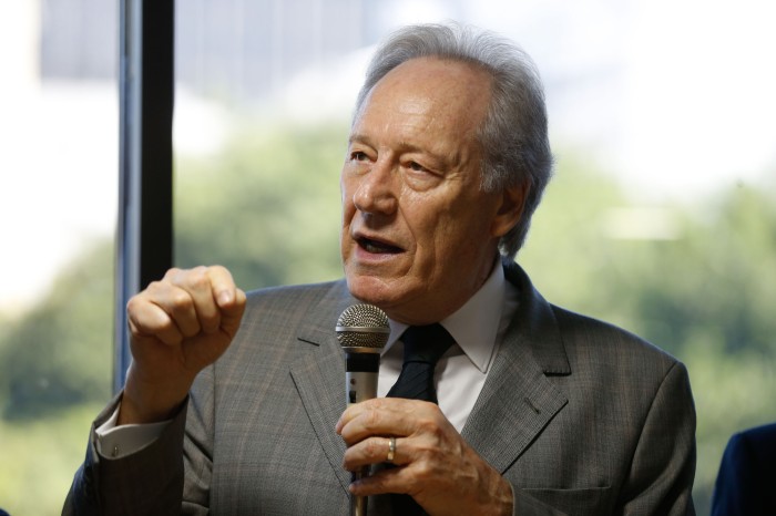 Lewandowski antecipa aposentadoria do STF para 11 de abril