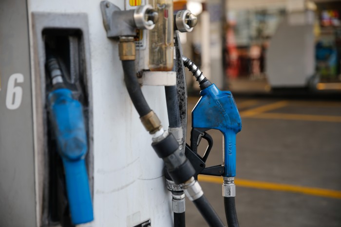 Gasolina e álcool anidro têm alíquota única de R$ 1,22 em 1º de junho