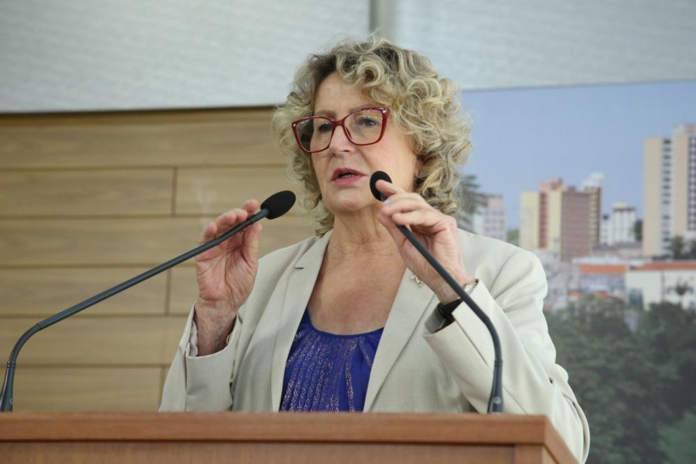 Iara Bernardi denuncia estado crítico de ambulâncias em Sorocaba;assunto virou cobrança