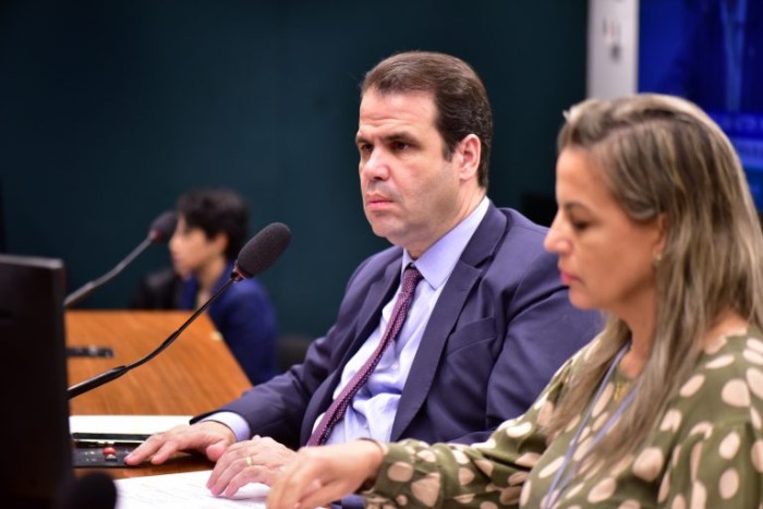 TCU vai adotar fiscalização simultânea de gastos com cartão corporativo da Presidência