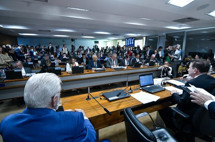 Desoneração da folha é aprovada em turno suplementar e vai à Câmara