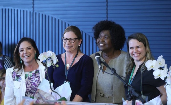 Lideranças femininas celebram dez anos de criação da Secretaria da Mulher da Câmara
