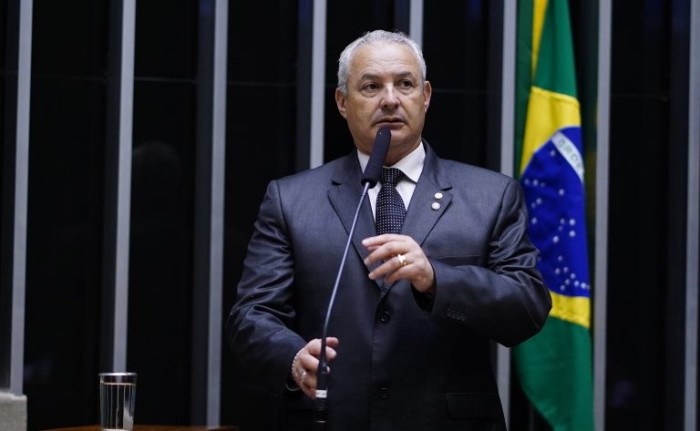 Proposta aumenta penas em caso de crimes durante calamidade pública