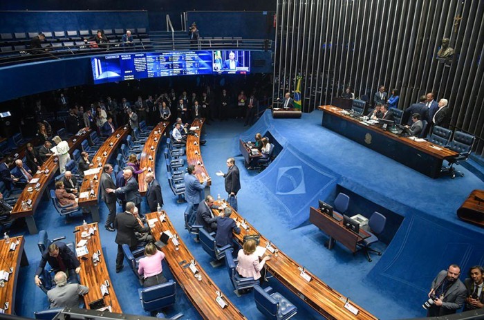 Plenário tem seis indicações de autoridades na pauta desta terça