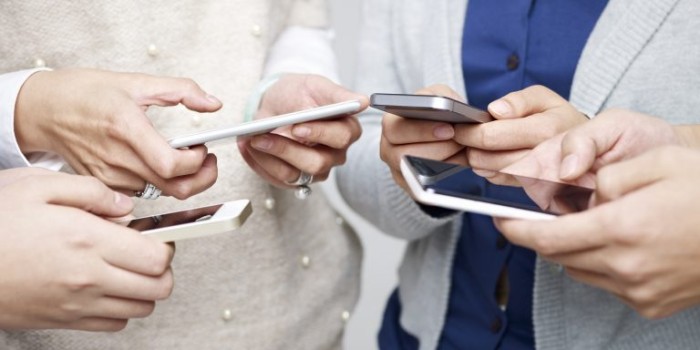 Comissão de Defesa do Consumidor debate redução da vida útil de telefones móveis