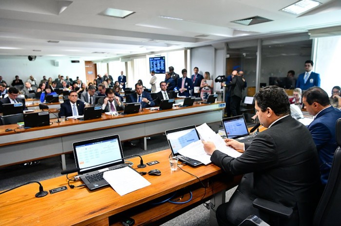 CCJ aprova plano de trabalho para a reforma tributária