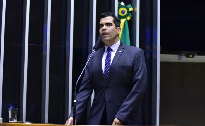 Comissão aprova aumento da representação de sociedades protetoras de animais nas comissões de ética em pesquisa