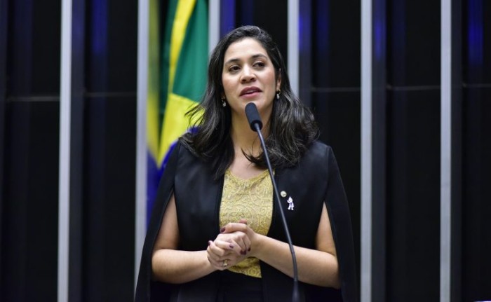 Comissão aprova projeto que estipula piso de R$ 4.800 para fisioterapeutas e terapeutas ocupacionais