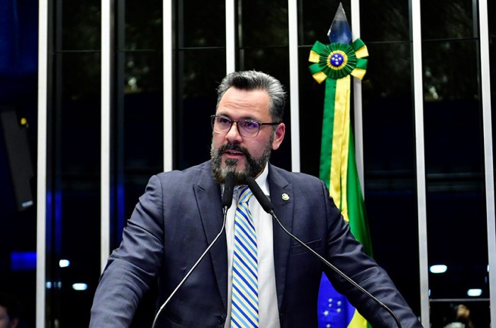 Alan Rick condena julgamento sobre aborto e diz que STF usurpa competência