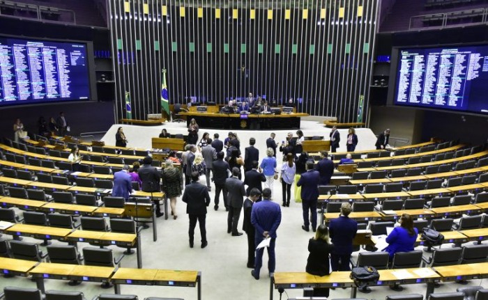 Câmara aprova MP que abre crédito de R$ 200 milhões para combate à gripe aviária