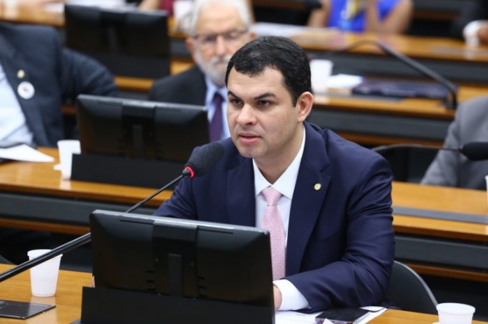 Projeto garante a pessoas com lúpus mesmos direito de pessoas com deficiência