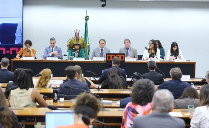 Esforços do Brasil para reduzir emissões de gases do efeito estufa são insuficientes, apontam especialistas