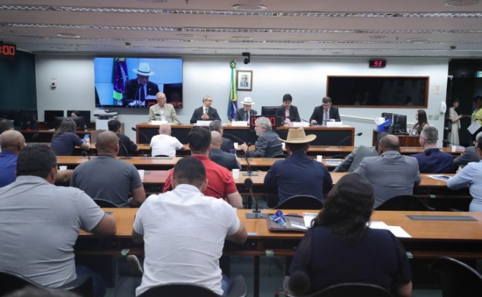 Debate na Câmara aponta necessidade de investimentos públicos em saneamento