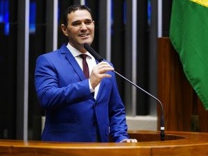 Comissão aprova prioridade na realização de exame toxicológico para mulheres vítimas de violência