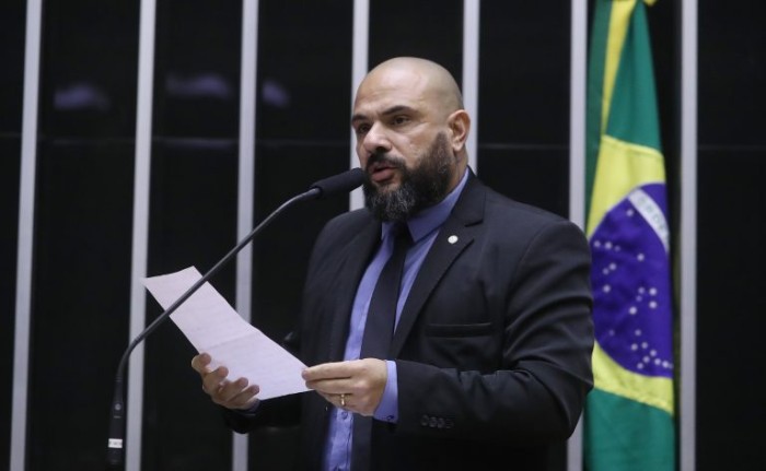 Comissão aprova projeto que altera regras do sistema de pensão para policiais militares e bombeiros