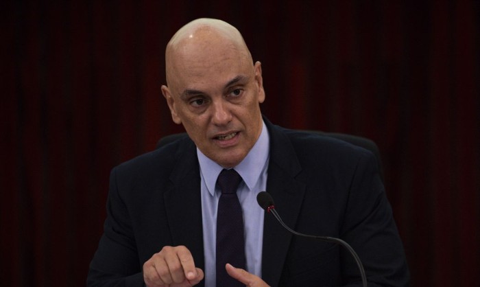 Moraes defende limites no uso da inteligência artificial nas eleições