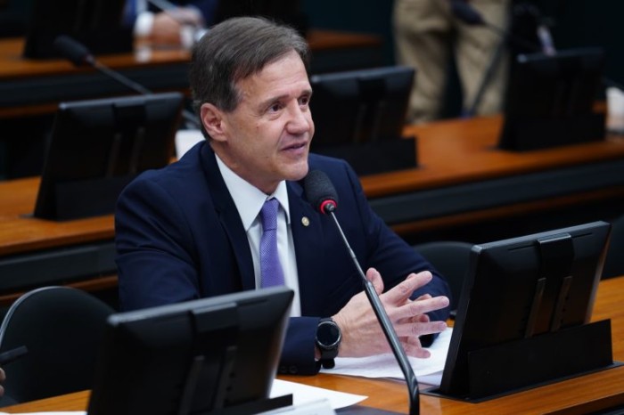 Prtojeto aprovado em comissão garante integralidade e paridade a policiais