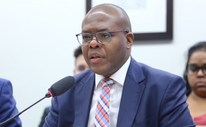 Comissões da Câmara ouvem ministro dos Direitos Humanos nesta tarde