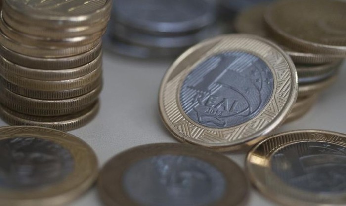 Superávit das contas públicas cai 45,4% e fecha outubro em R$ 14,8 bi