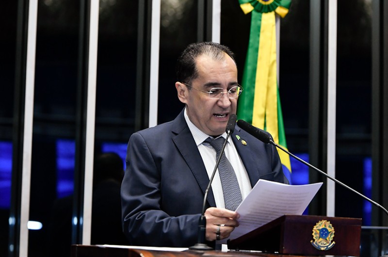 Kajuru questiona fala de Damares Alves sobre abuso de crianças no Pará