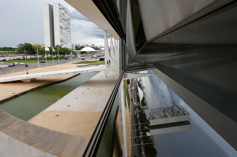 Relatório aprova com ressalva contas do governo de 2019