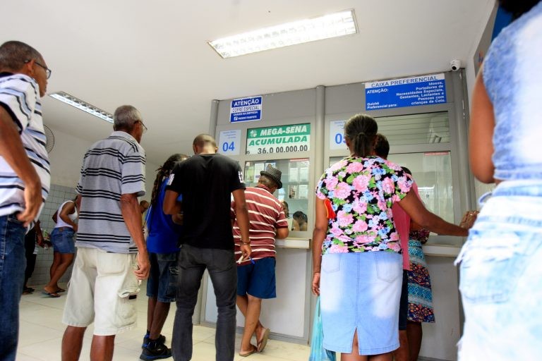 Comissão especial vota parecer à PEC dos Lotéricos nesta tarde
