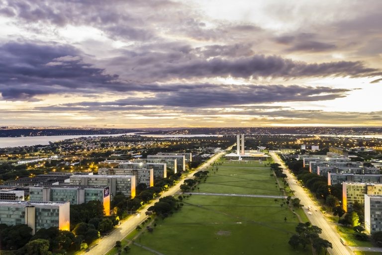Parlamentares concentram emendas individuais do Orçamento de 2023 em transferências diretas para estados e municípios