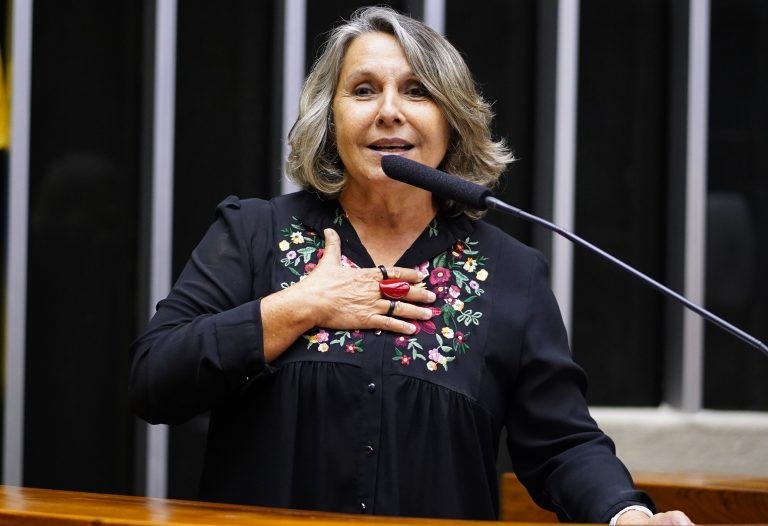 Comissão aprova ouvidoria obrigatória em órgãos públicos e entidade privada com recurso público