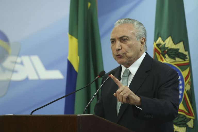 Relator sugere aprovação, com ressalvas, das contas de 2017 do ex-presidente Michel Temer