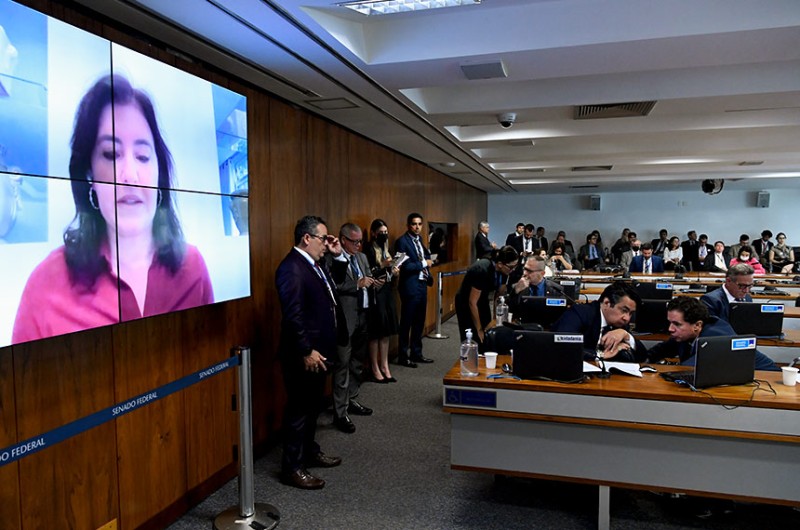 Proteção deve ser concedida no momento da denúncia de ameaça contra mulher, aprova CCJ