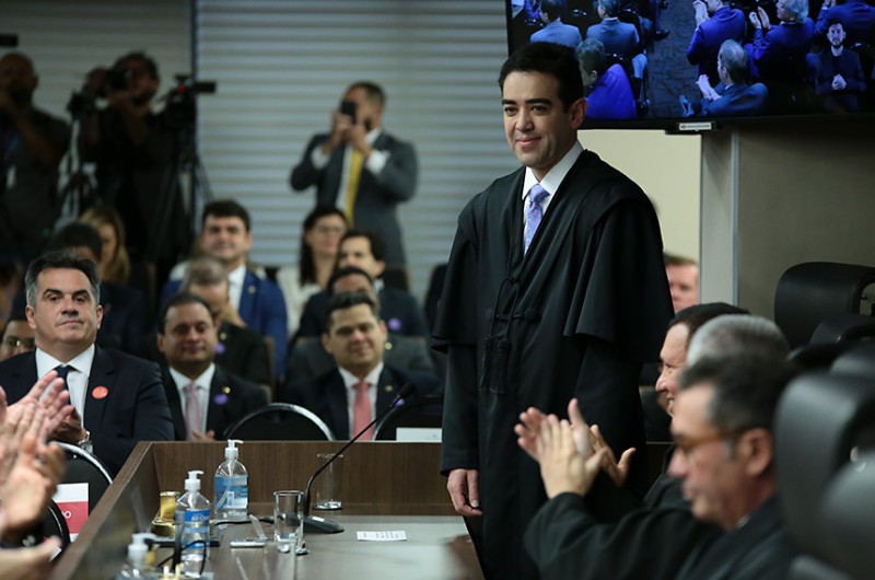 Bruno Dantas é o novo presidente do TCU