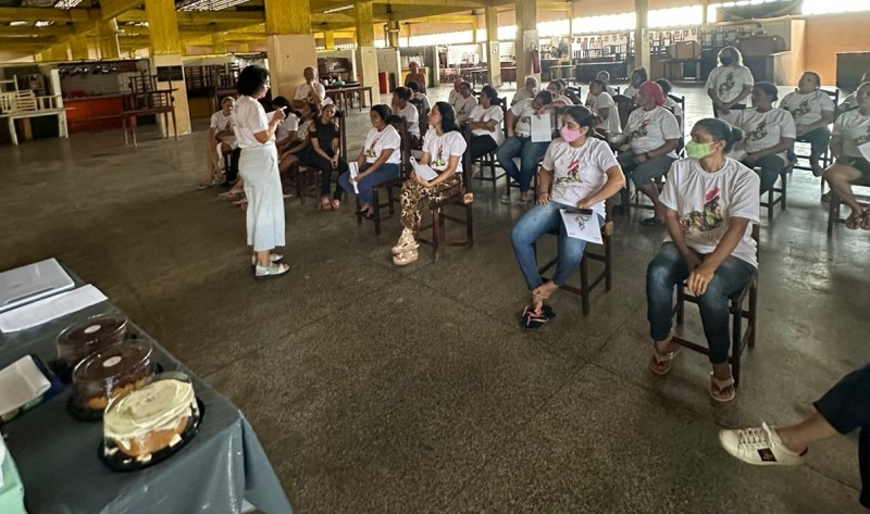 Setur realiza capacitação com permissionários do Mercado Central de Teresina